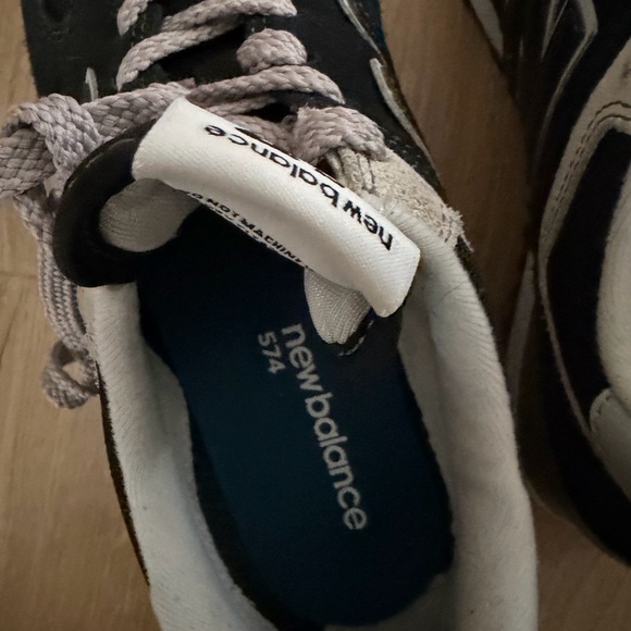 New Balance 574 - Picture 4 of 6